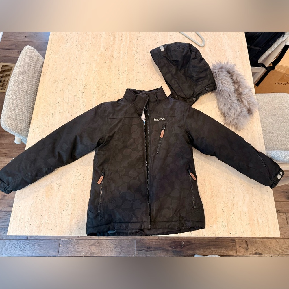 Kuoma Beauty Black Kids Puffer Jacket with Detachable Hood